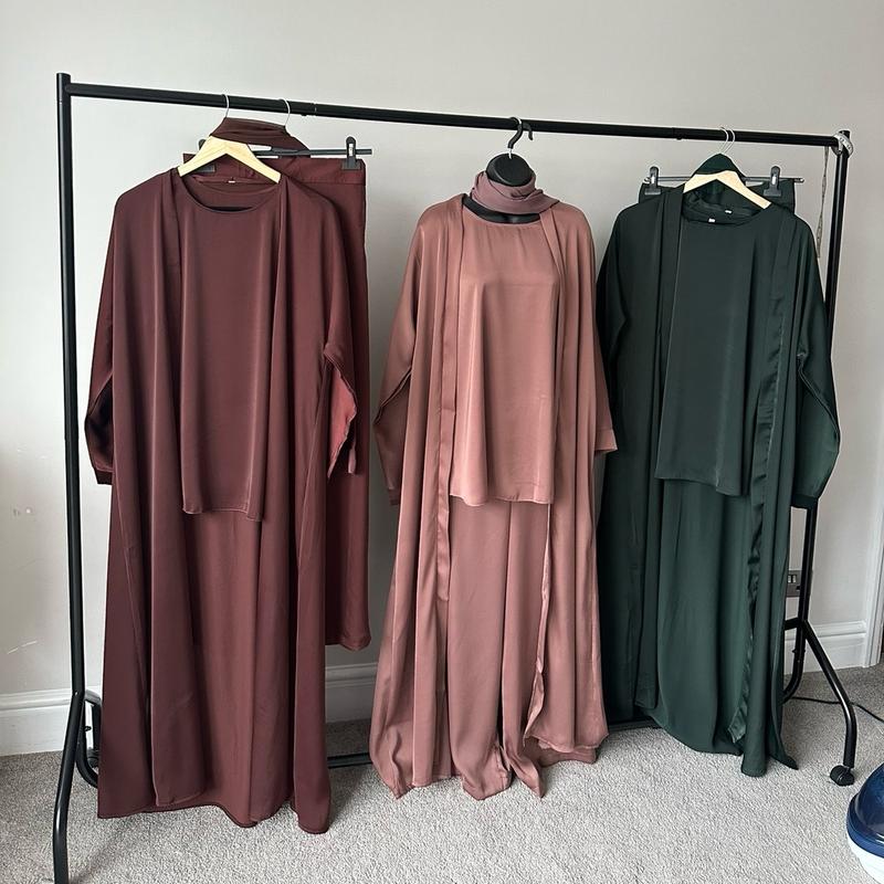 Satin kimono Abaya with Matching inner Coord Set