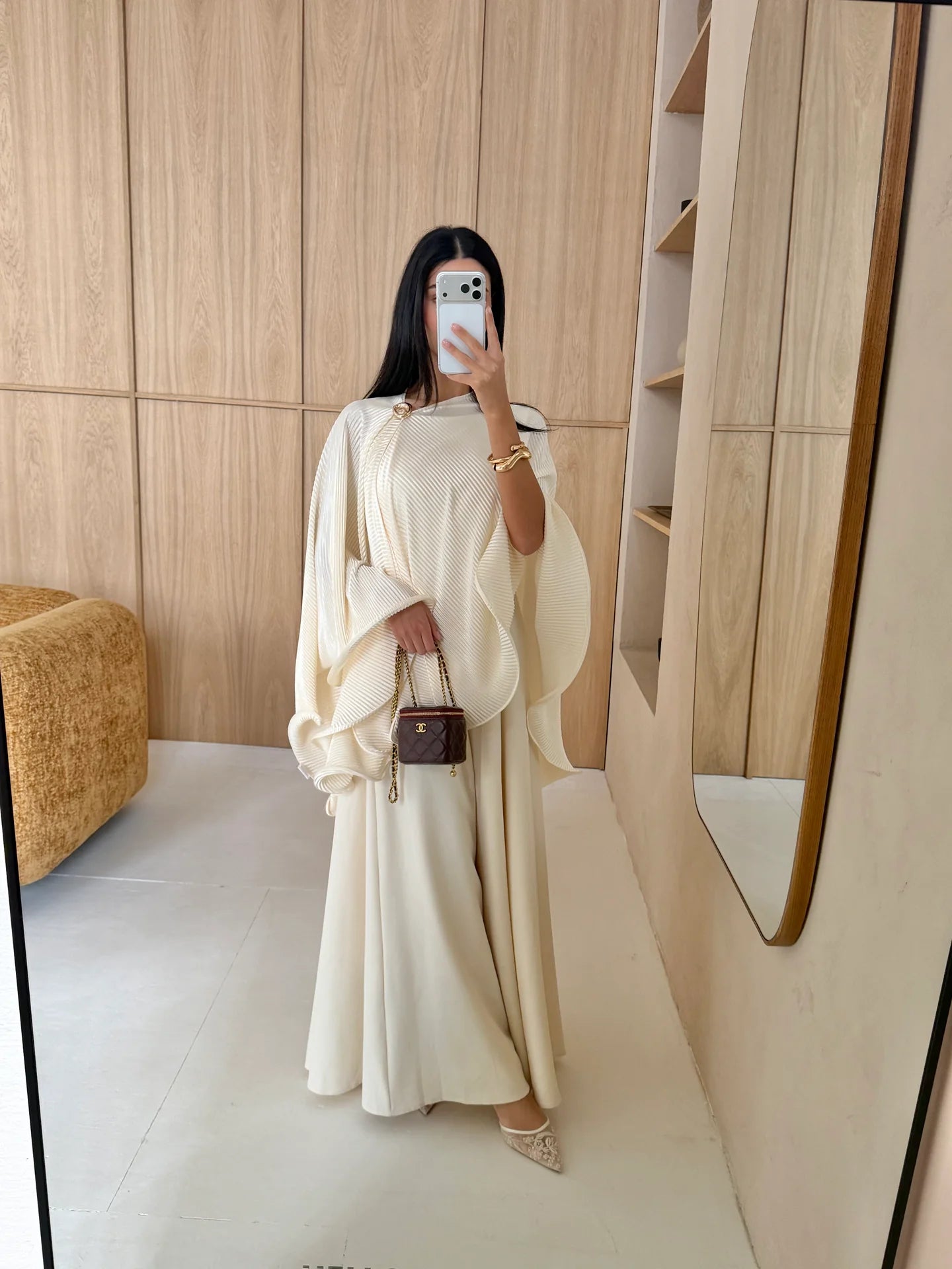 Jasmine Brooch Poncho