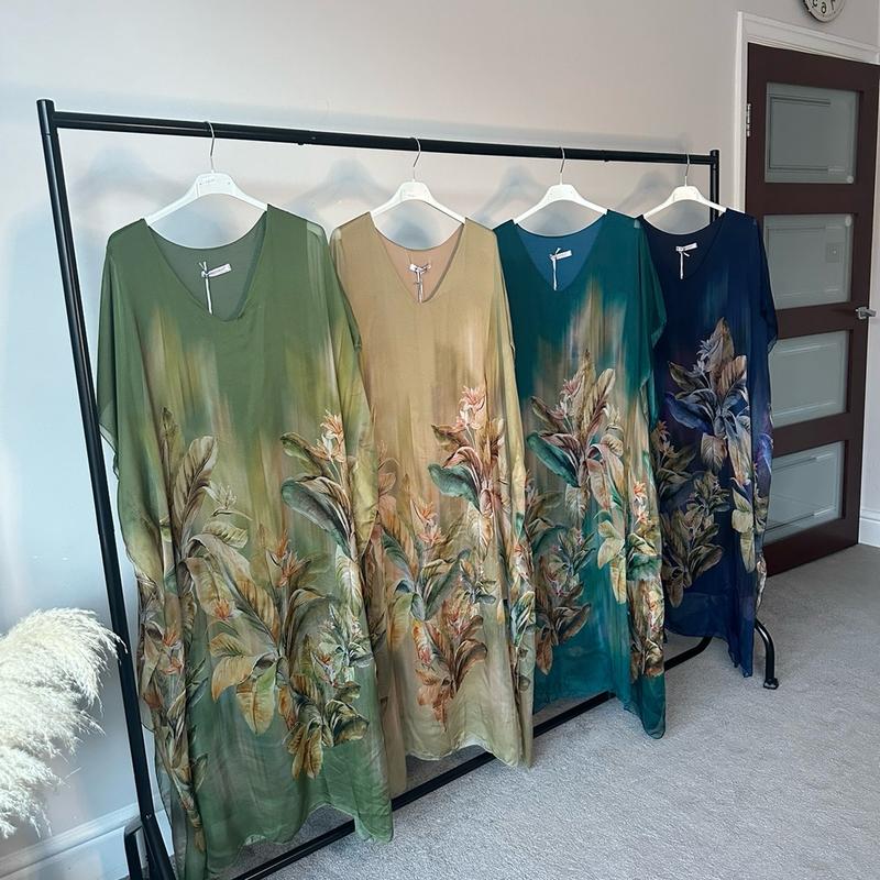 Floral Print Ladies Silk Chiffon Kaftan