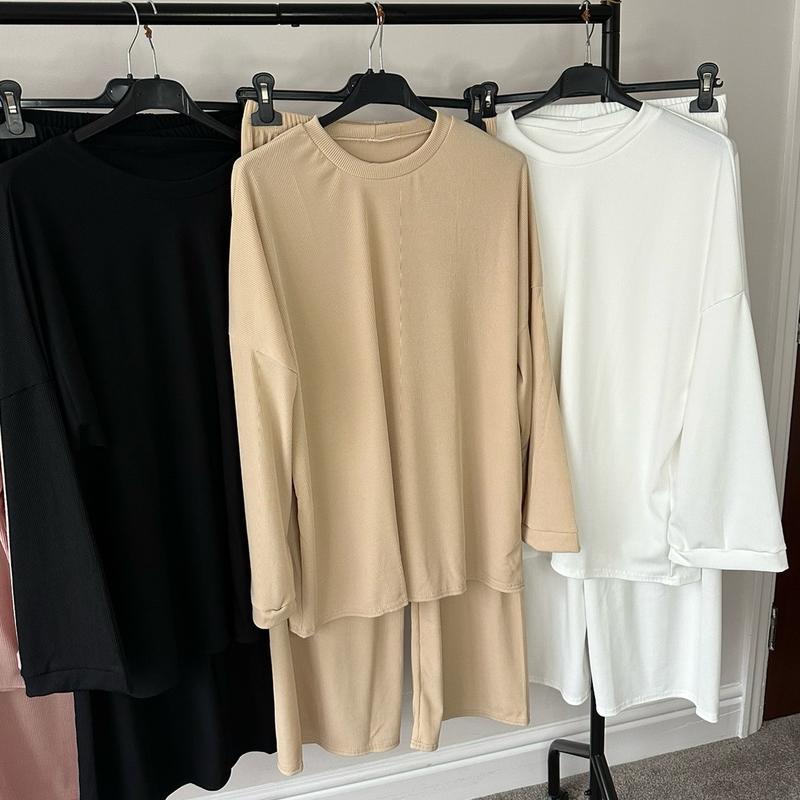 Comfortable Ribbed Knit Co-Ord Set for Women