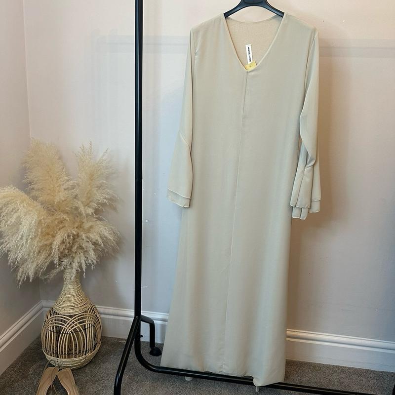 Chiffon Plain Flounce Sleeve Flowy Modest Dress