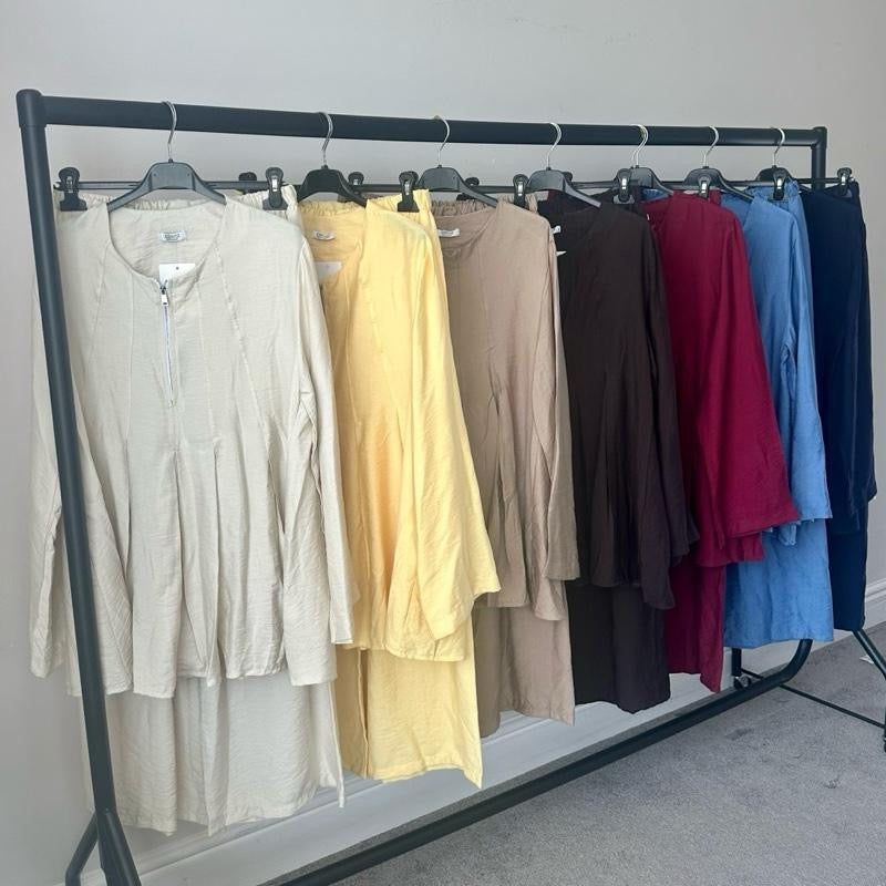 Airah Pleated Coord with Zipped Neckline