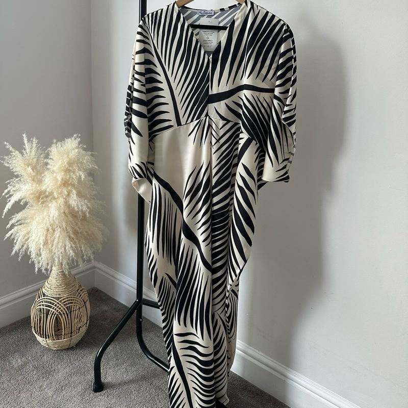 Palm Leaf print Loose fit silk Satin Feel Summer kaftans