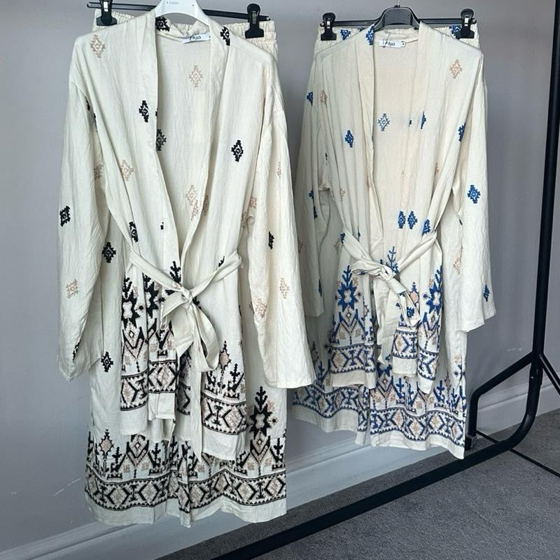 Abstract Embroidered  Open Front Kimono Coord