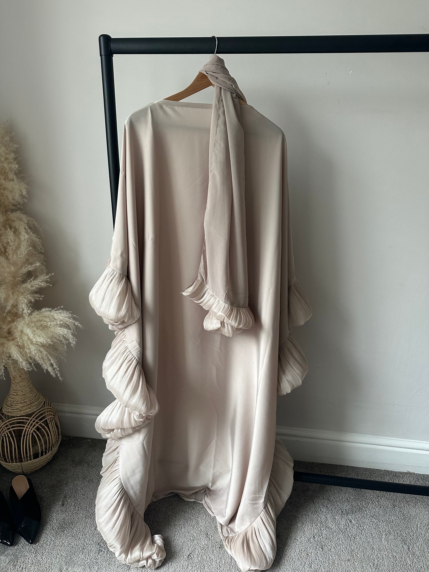 Ruffle Style Abaya with Matching Hijab and Inner Belt for Muslim Women
