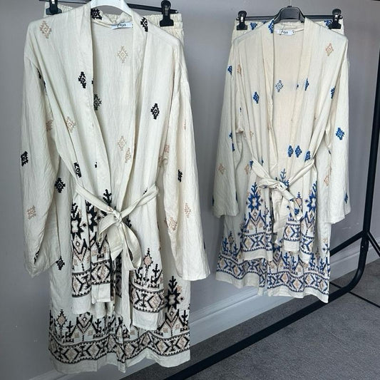 Abstract Embroidered  Open Front Kimono Coord